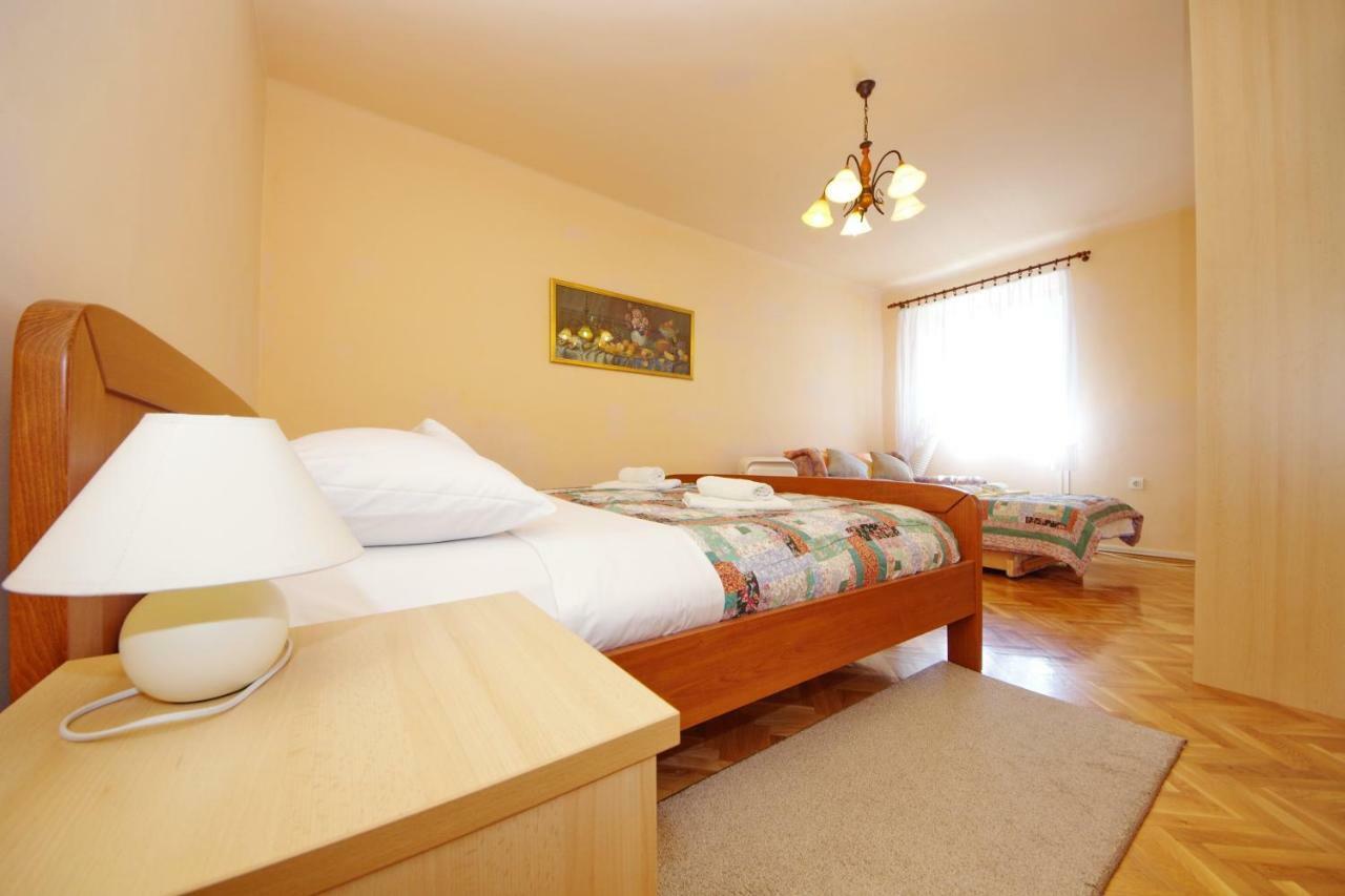 Apartman Olive Garden ザダル エクステリア 写真