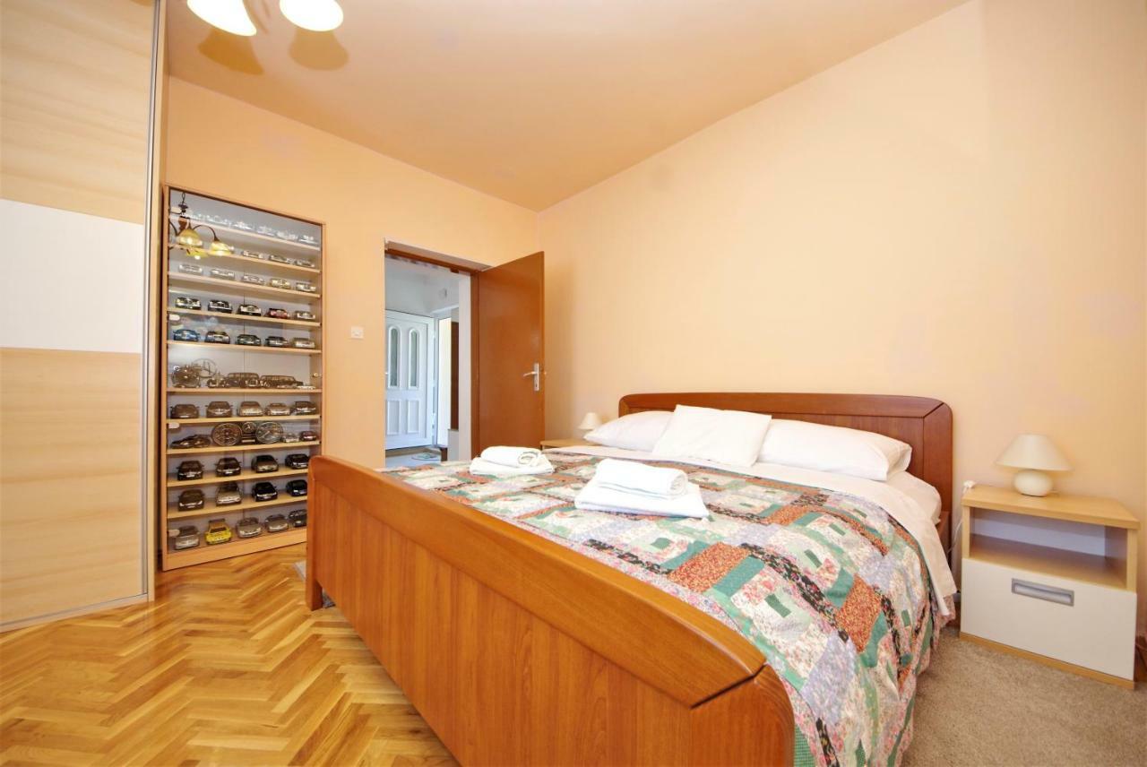 Apartman Olive Garden ザダル エクステリア 写真